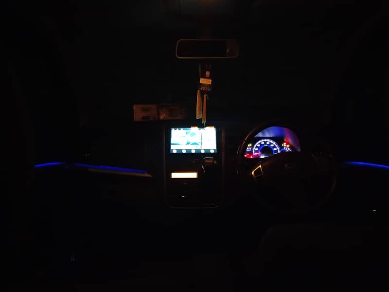 Mazda Azwagon 2012 10
