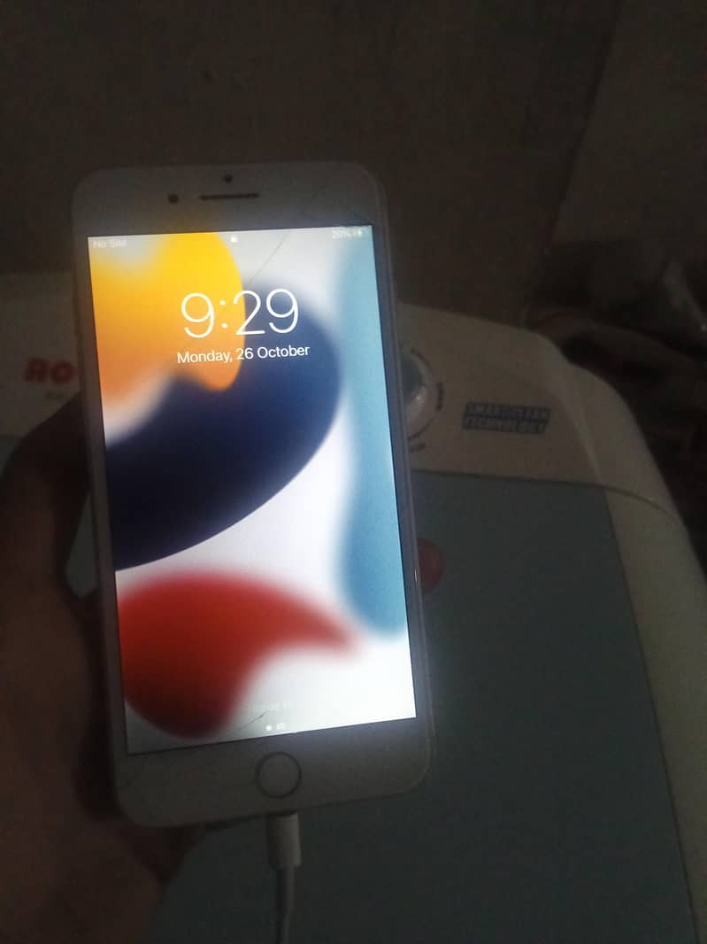 Apple iPhone 7 Plus 0