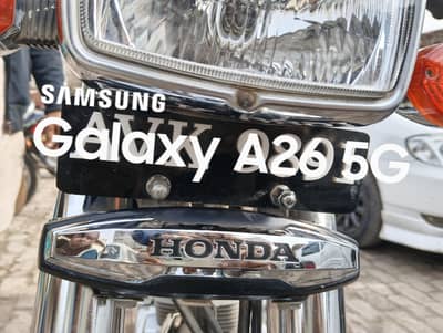 Honda 125 Special Edition (Silver) Genuine Condition