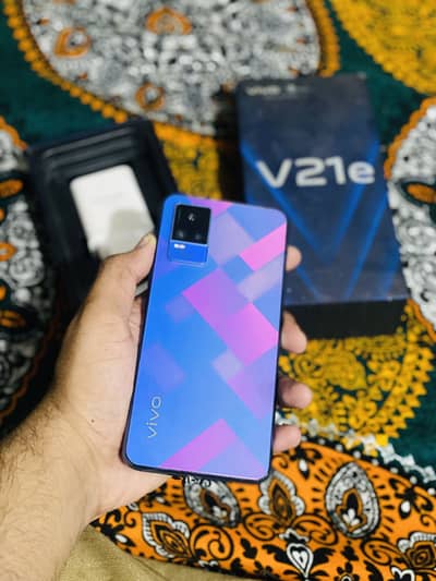 Vivo V21e   8/128 Gb Dual PTA