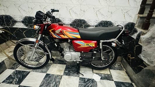 Honda 125 All original 6 mah 220 puls wle rabte keree bench ne keree