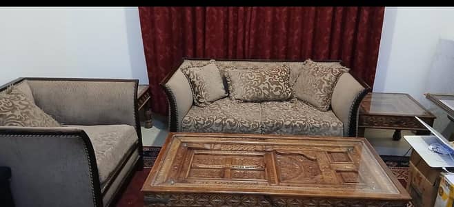 7 seater Sofa with cushions