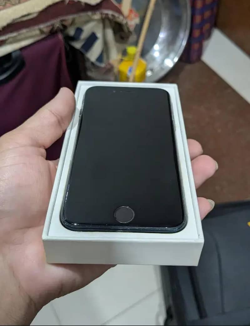 Apple iPhone SE 2023 Complete Box - Mobile Phones - 1120910644