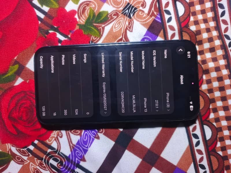 Apple iPhone 13 4