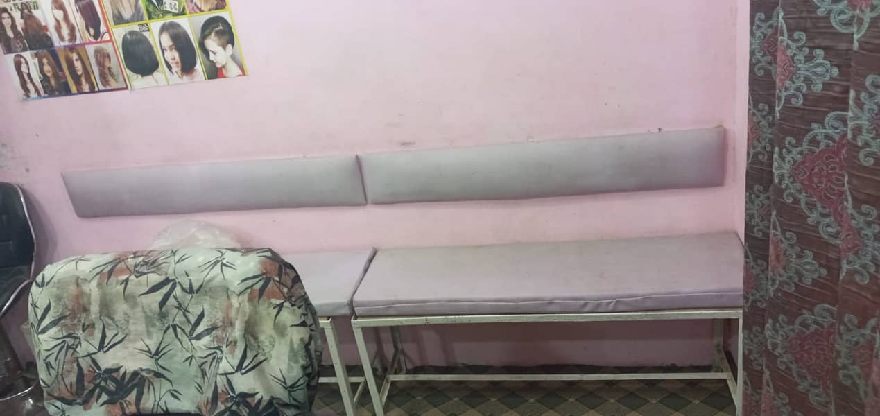 Complete Parlor Setup Available for Urgent Sale - Other Makeup ...