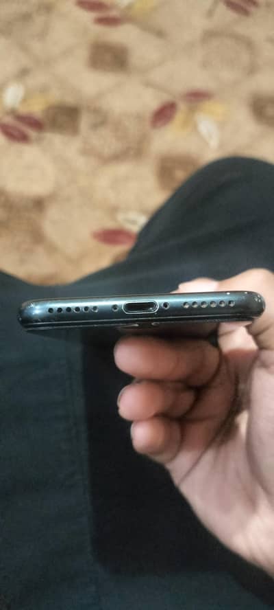 Apple iPhone 7