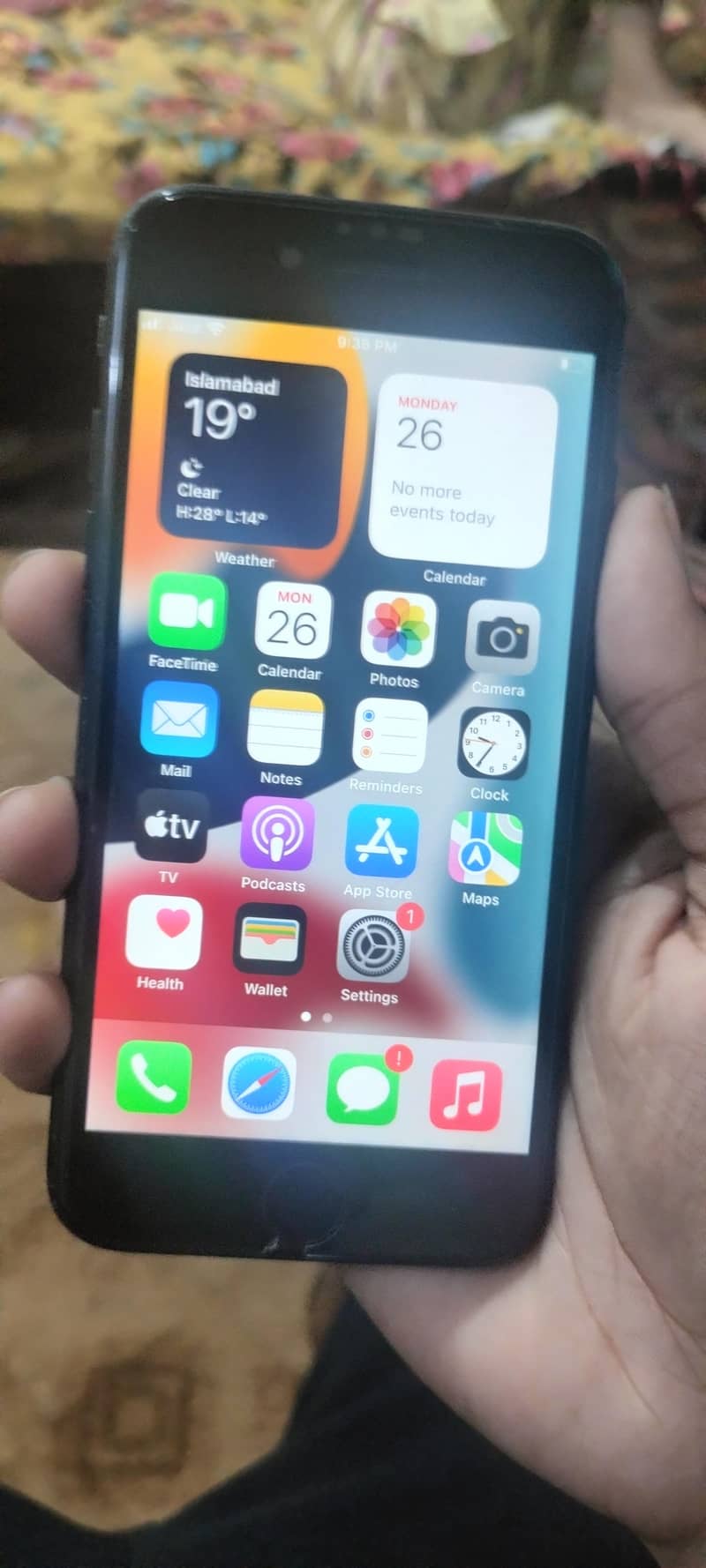 Apple iPhone 7 3