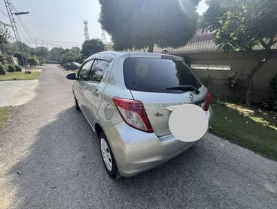 Toyota Vitz 2013