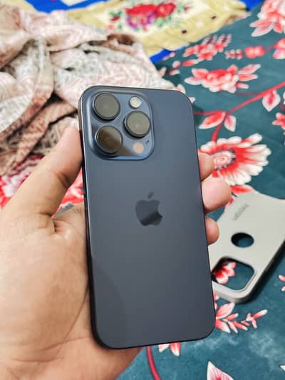 Apple iPhone 15 Pro