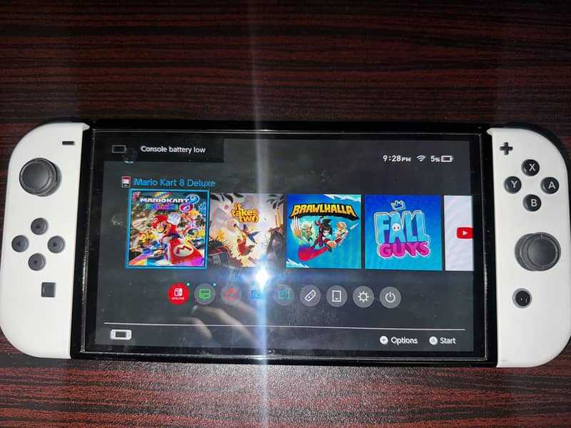 Nintendo Switch OLED 6