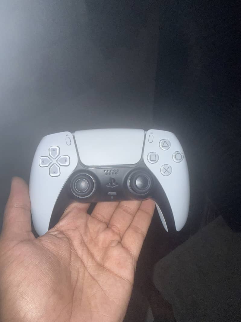 Ps 5 with 2 controller 1