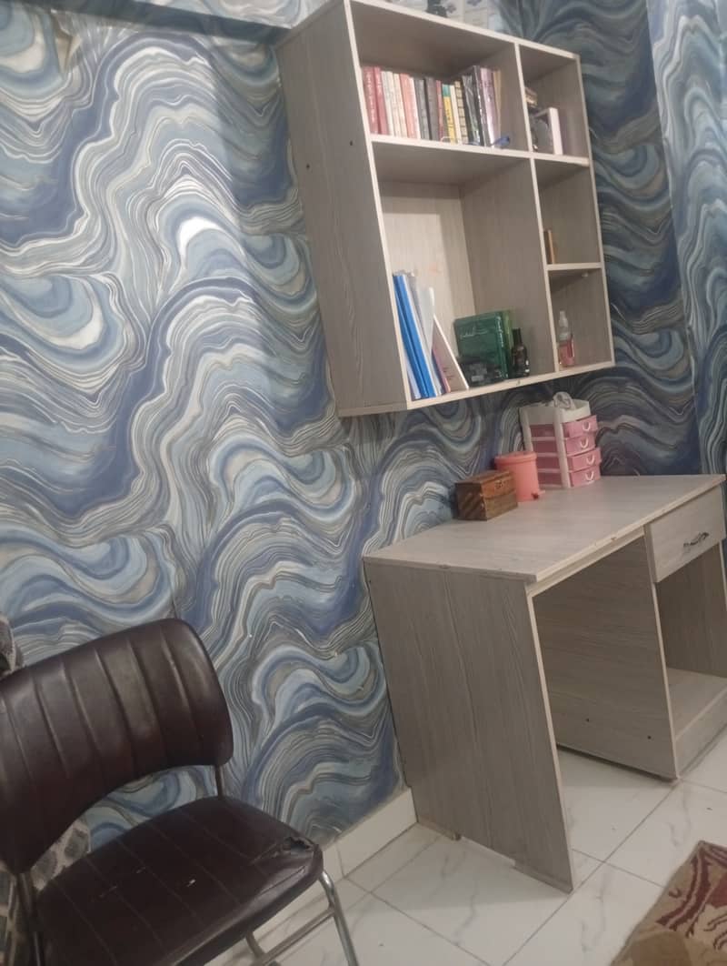 Book shelves, writing tables, and chairs - Bookcases & Shelves - 1120910869