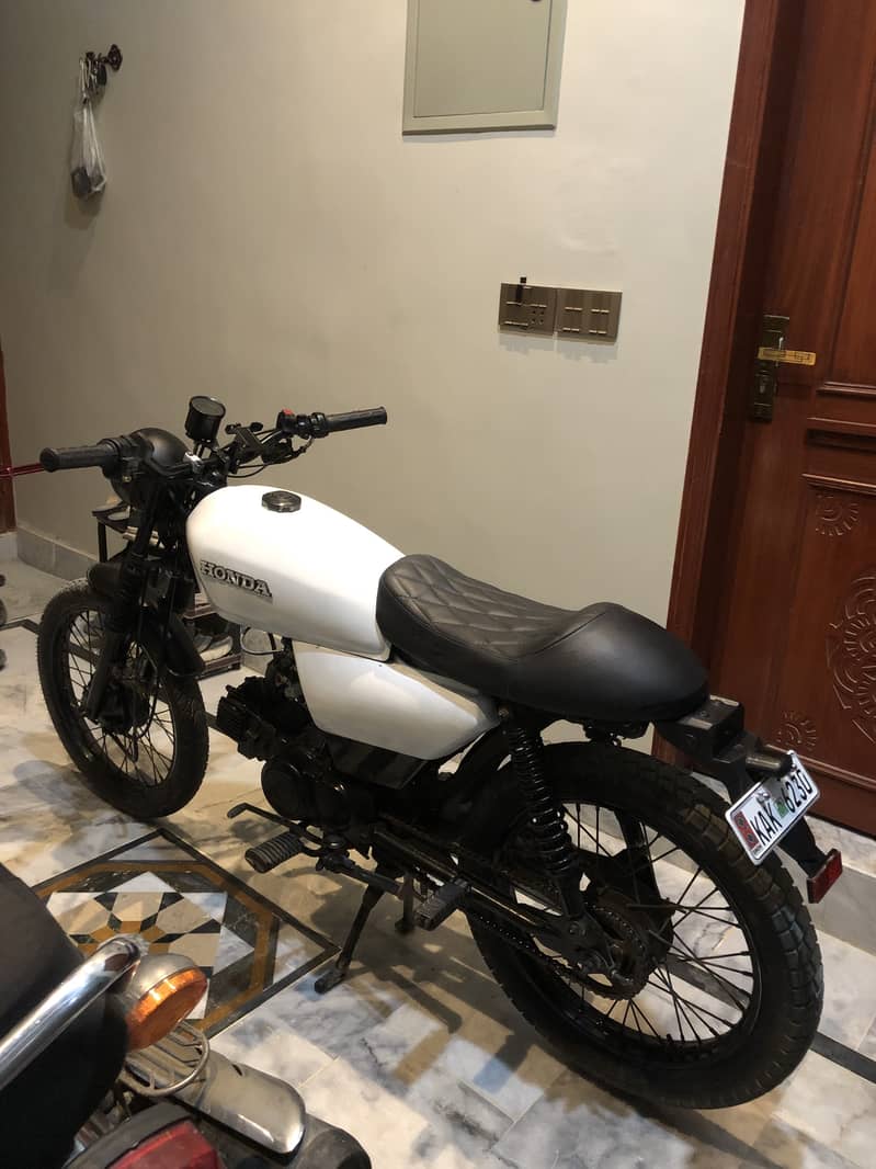 Honda CD 70 1992 Converted into Cafe Racer - Cafe Racers - 1120910896
