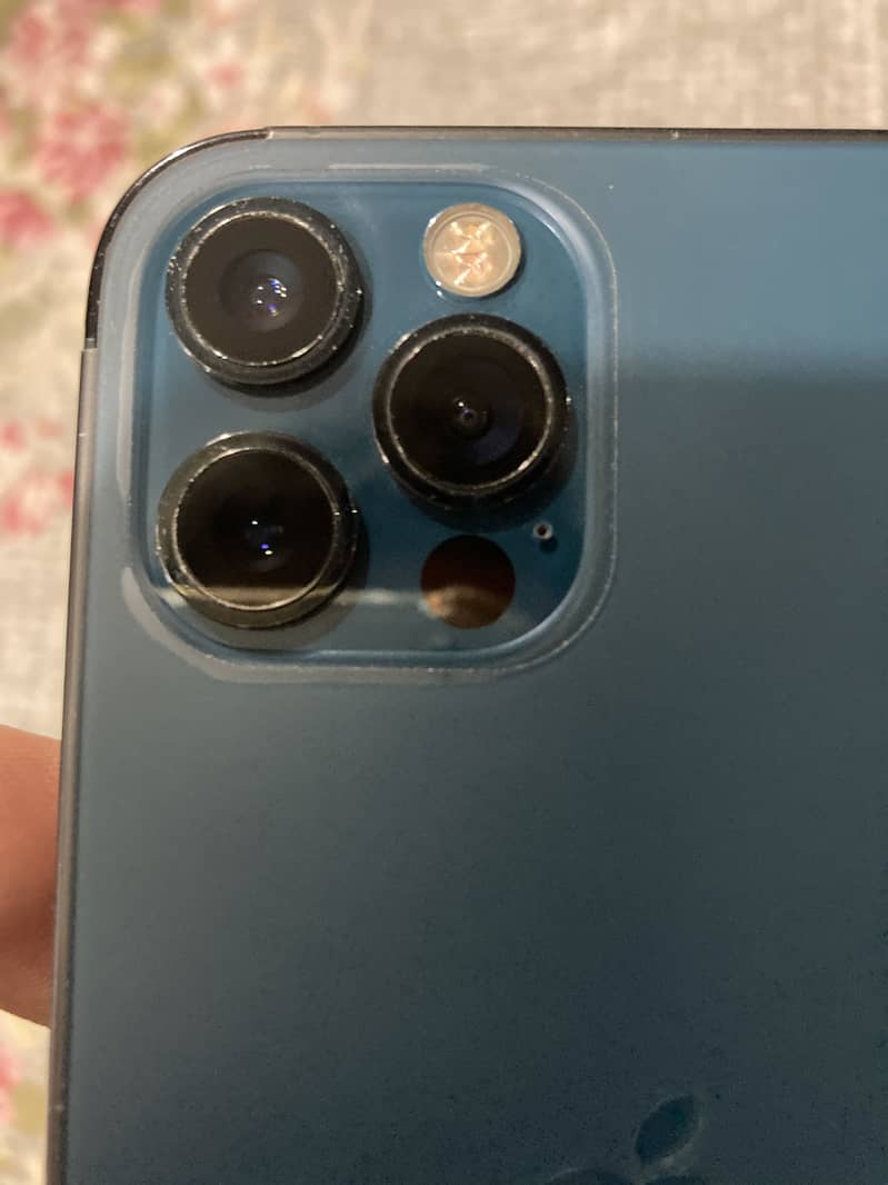 Apple iPhone 12 Pro 4