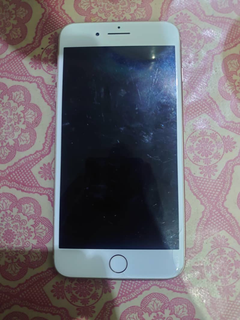Apple iPhone 8 Plus 1