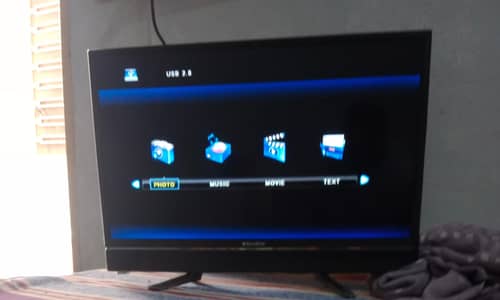 03035641166.  Ecostar LED TV 24"FOR SALE IN V GOOD CONDITION