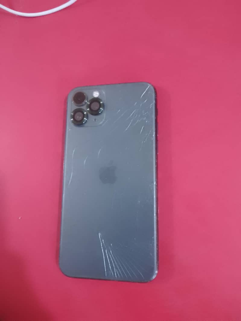Apple iPhone 11 Pro 2