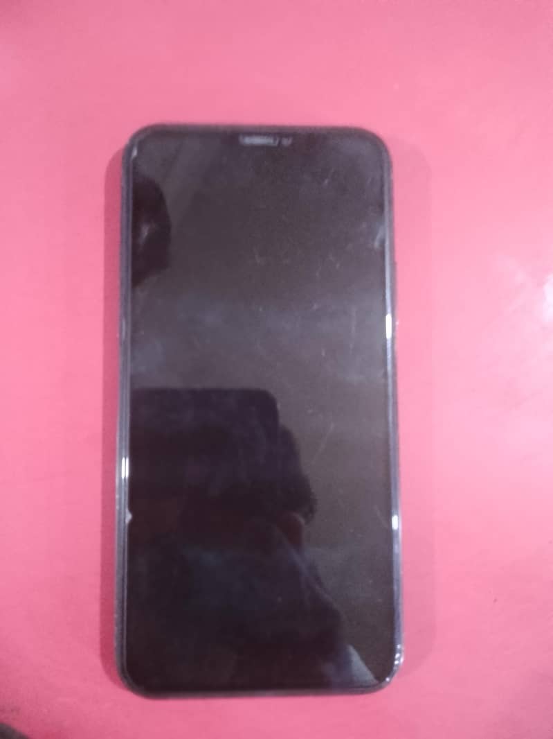Apple iPhone 11 Pro 3