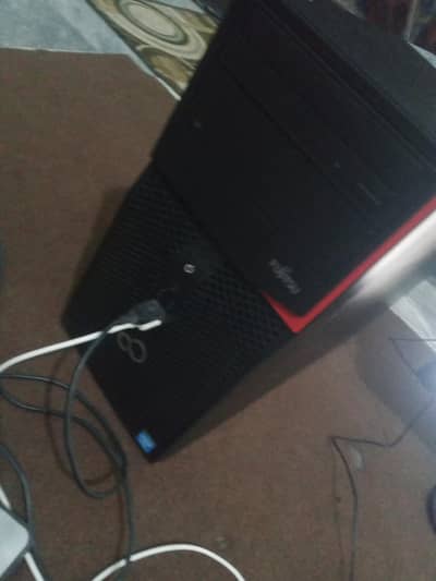 FUJITSU PC TOWER