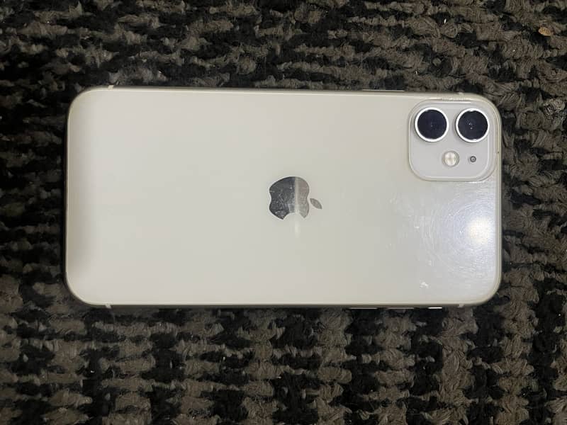 Apple iPhone 11 0