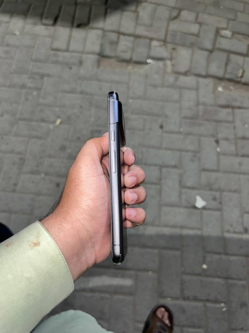 Google Pixel 8 8