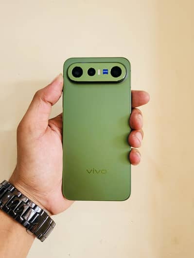 Vivo X300 FE
