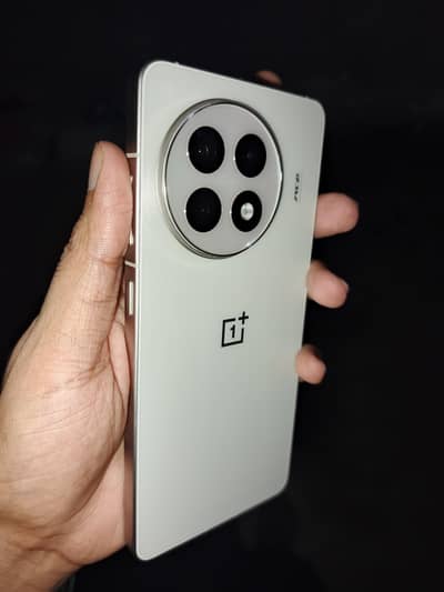 One Plus 13R
