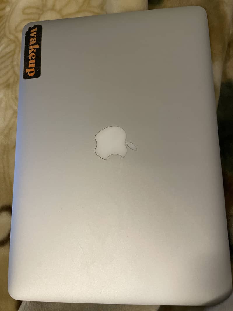 Macbook 17 Air 0