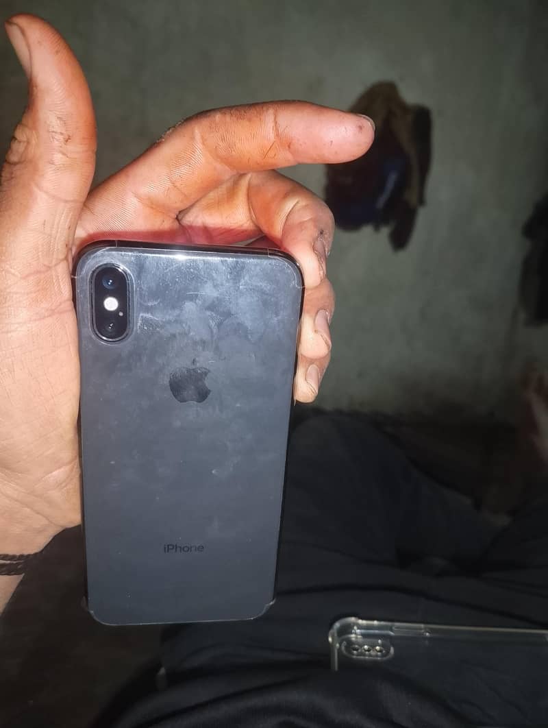 Apple iPhone X 5