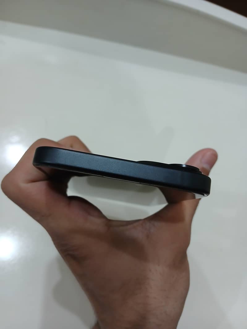 Apple iPhone 15 plus jv 3