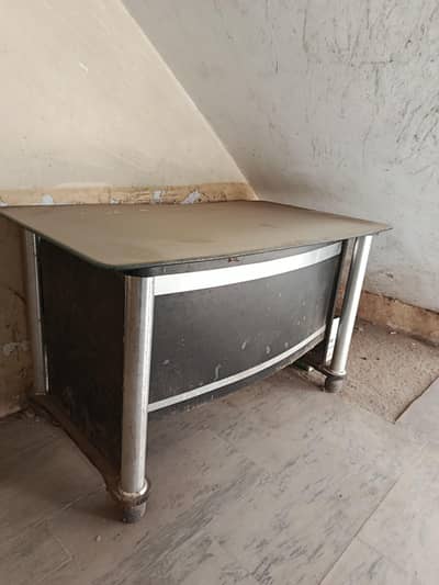 office table is up for sale sirf It just needs cleaning