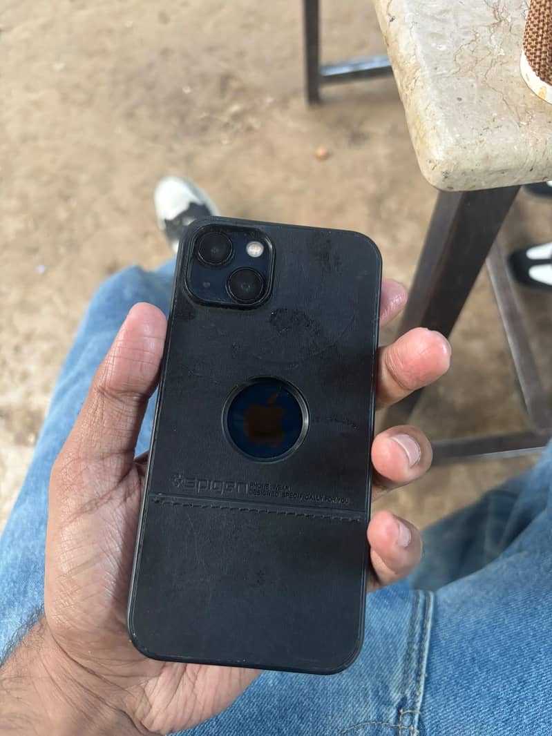 Apple iPhone 13 6