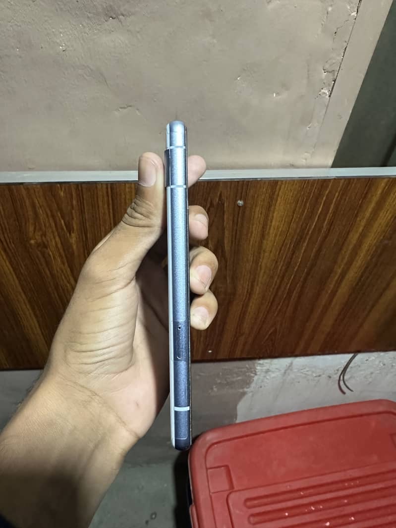Google pixel 7a 6