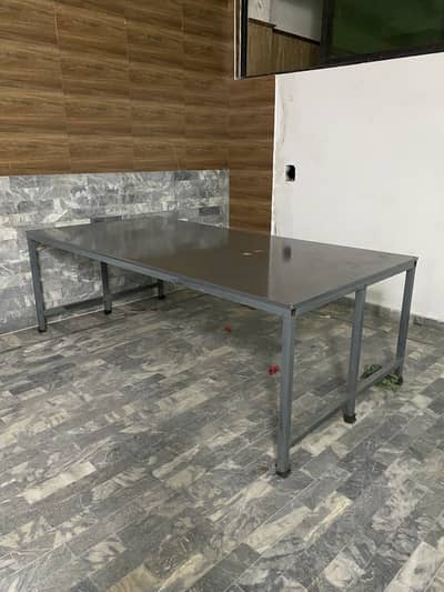 Office table and Ecomerence setup and 3 table and 6 chair