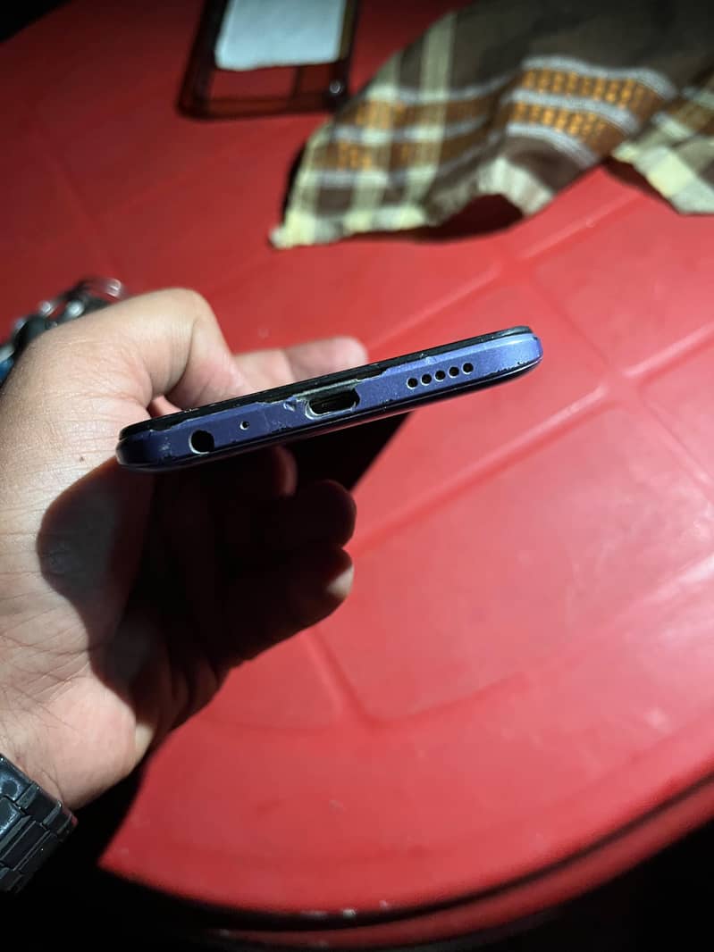 Tecno Spark 8C 1