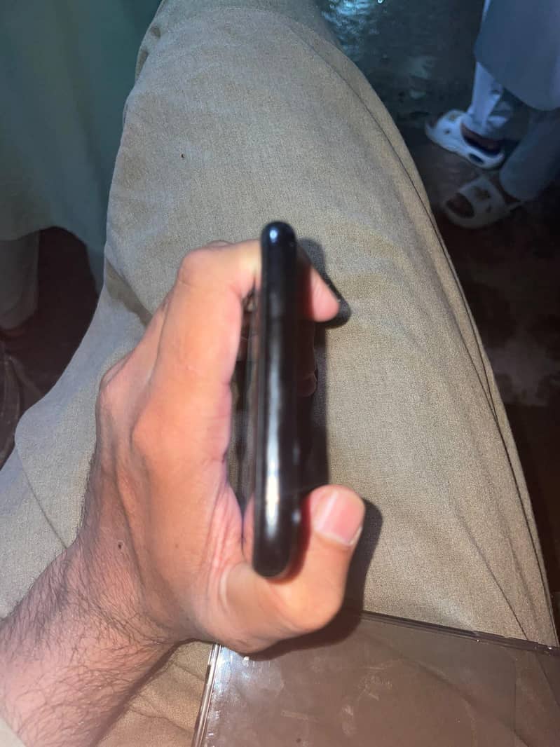 Apple iPhone 11 Pro Max 7