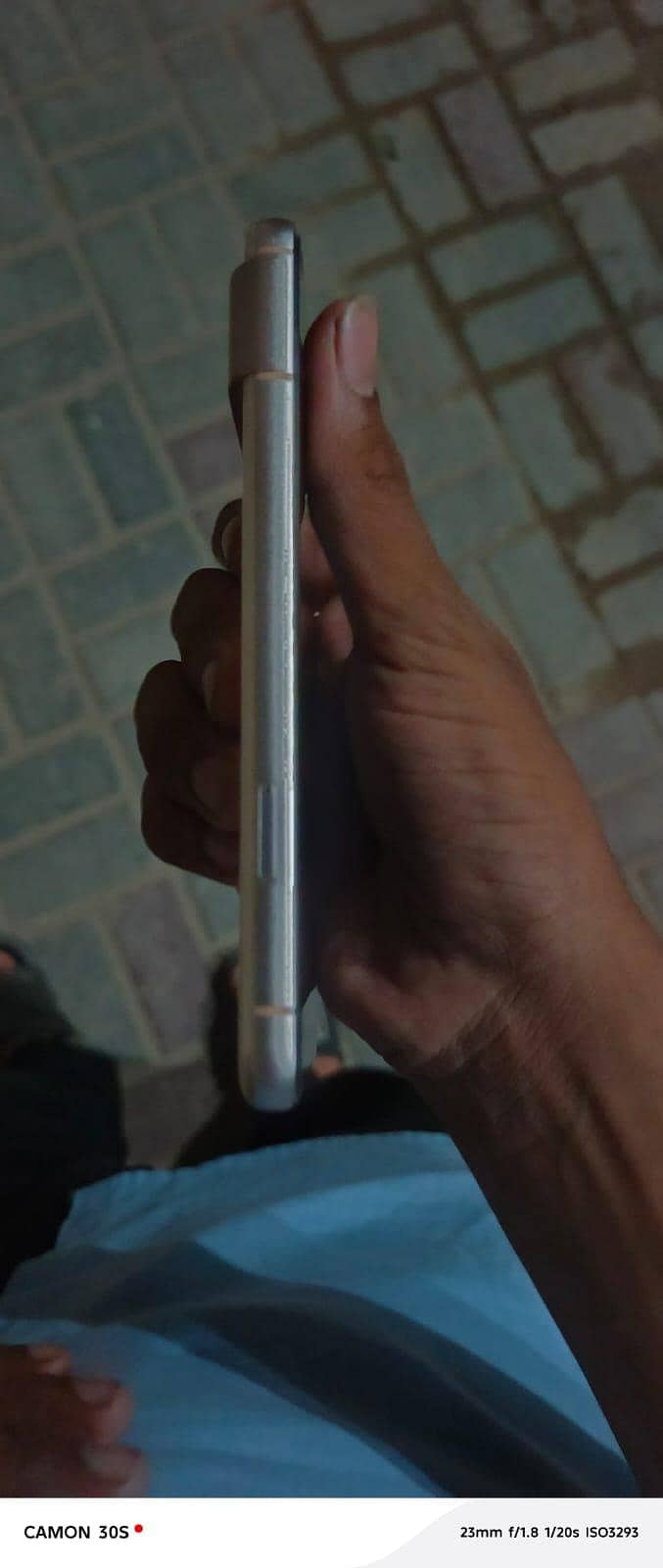 Google Pixel 8 4