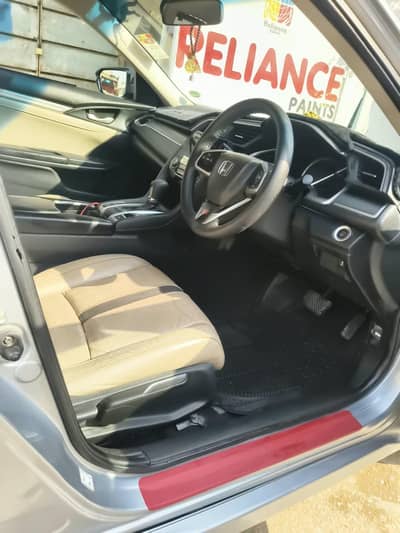 Honda Civic UG 1.8 i-VTEC Oriel | 2017 | Silver | 88,000 KM