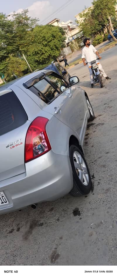 Suzuki Swift 2011