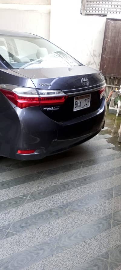 Toyota Corolla GLI 2018 grey graphite color 1.3 auto 8,5/10 condition