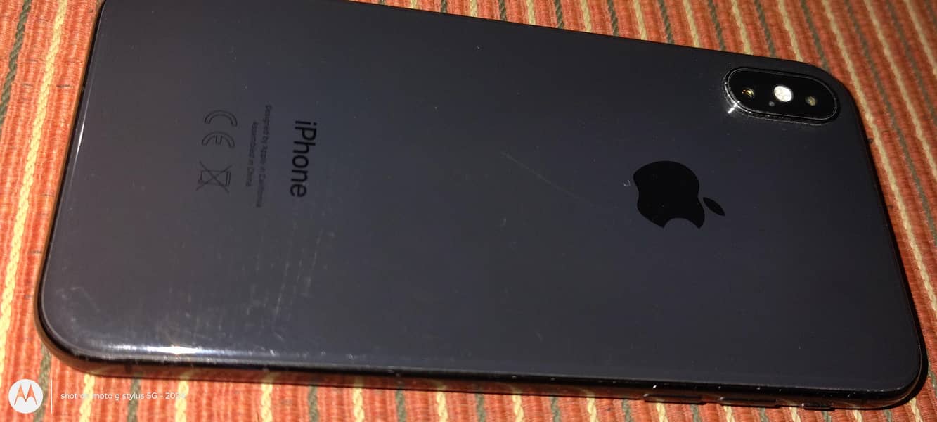 Apple iPhone X 0