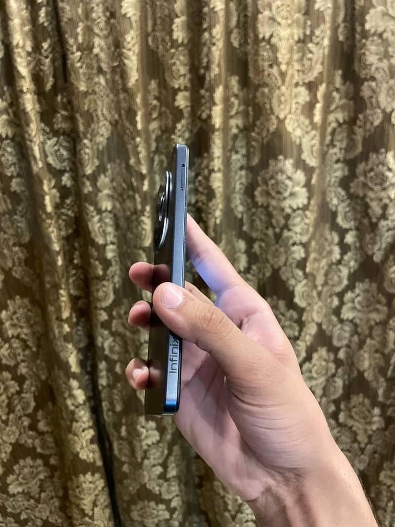 Infinix Smart 8 pro 6