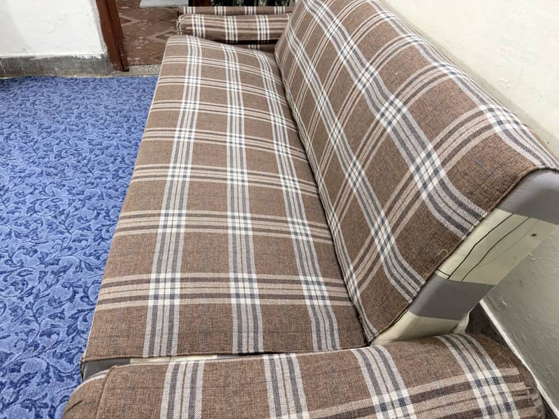 Sofa Cumbed fully new condition 4