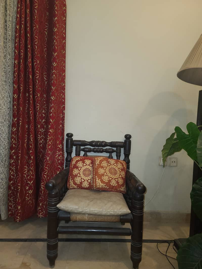 Sindhi sofa 2