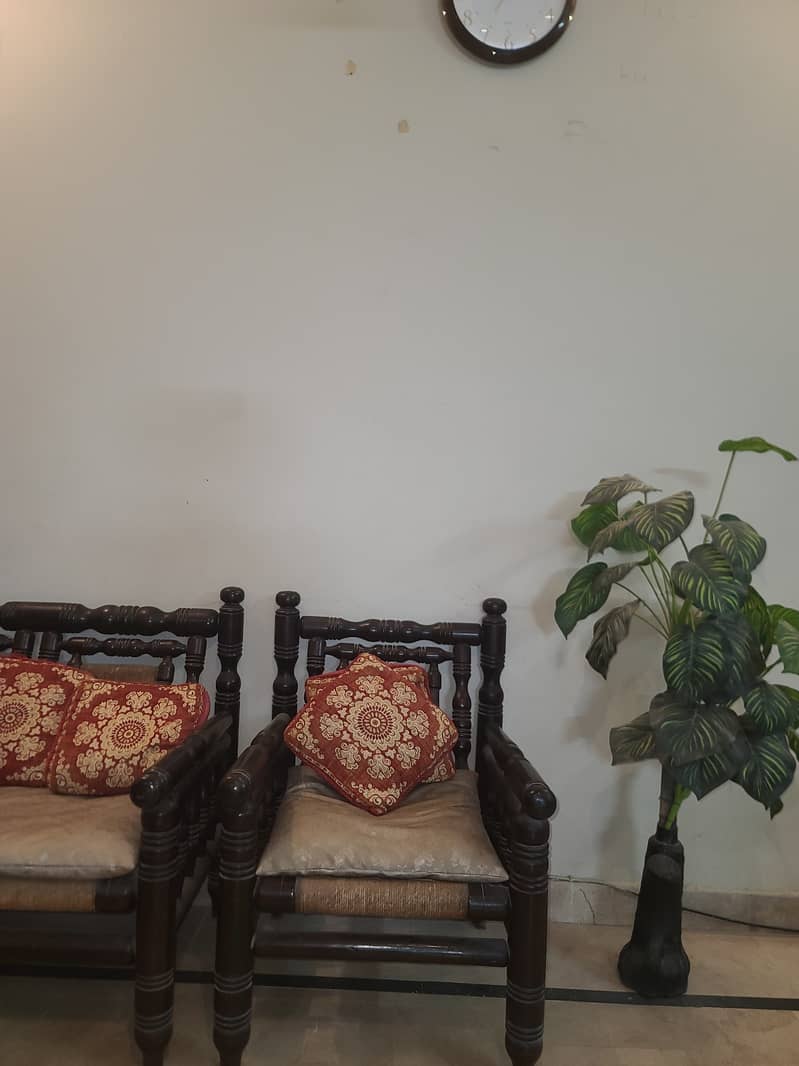 Sindhi sofa 3