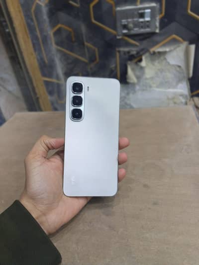 Infinix Hot 60i. . . (03214491899)