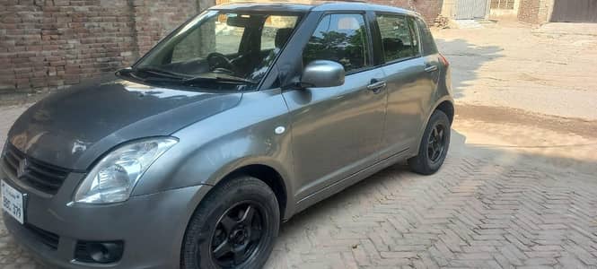 Suzuki Swift 1.3 DLX 2012 file miss