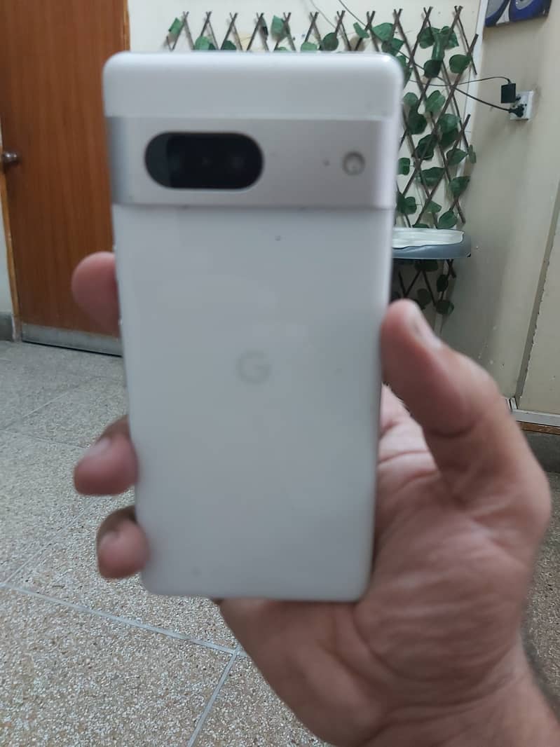 Google Pixel 7 3