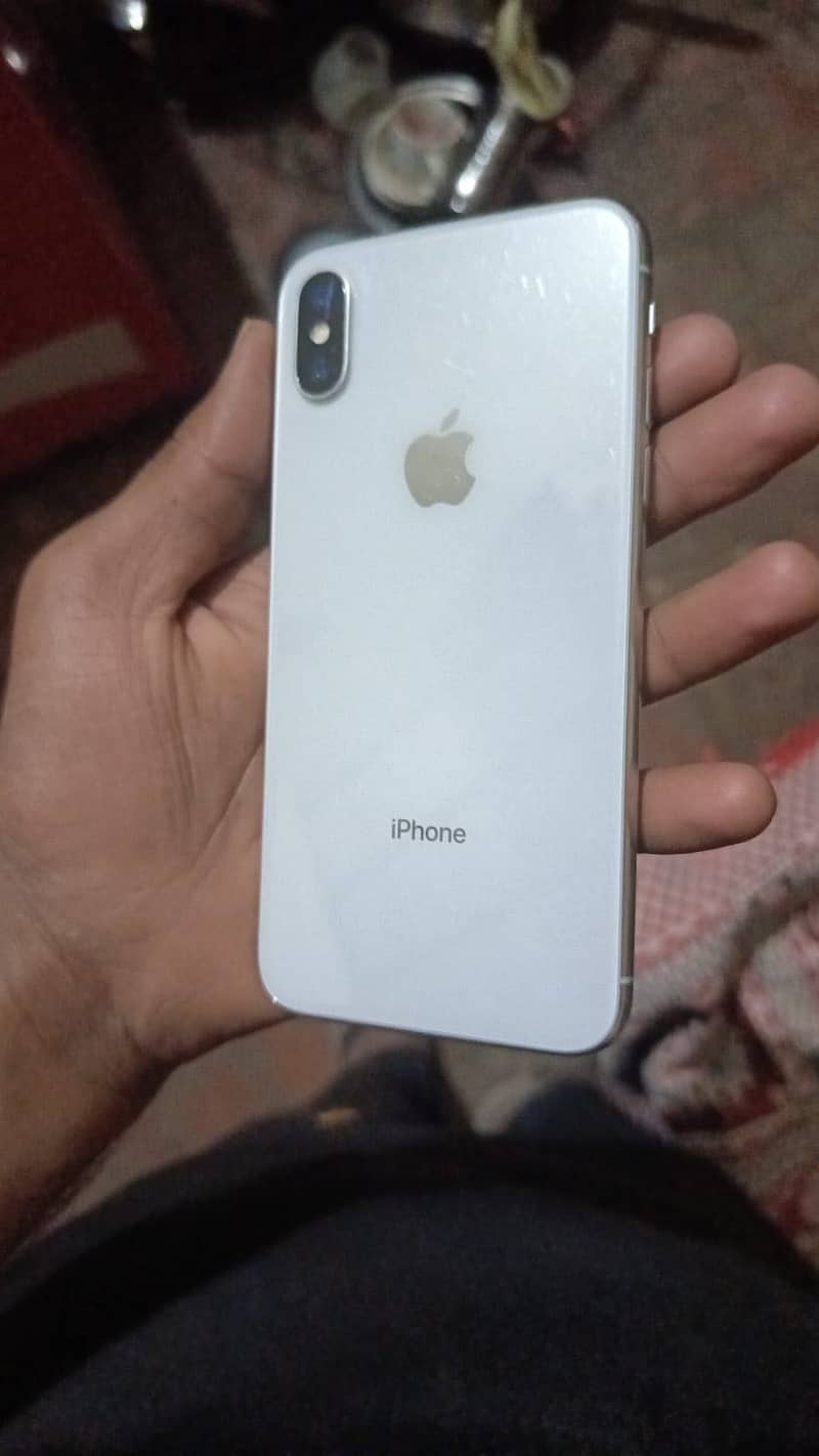 Apple iPhone X 3