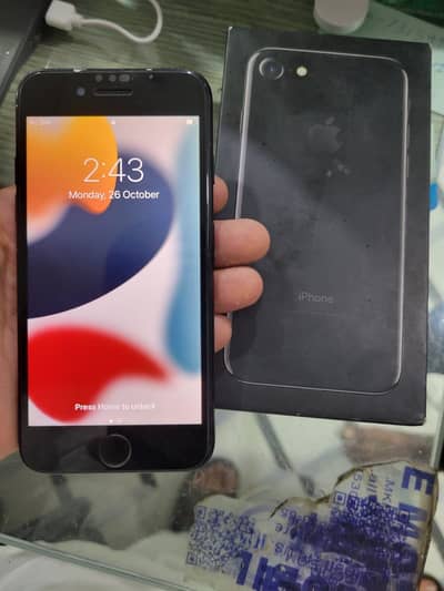 Apple iPhone 7